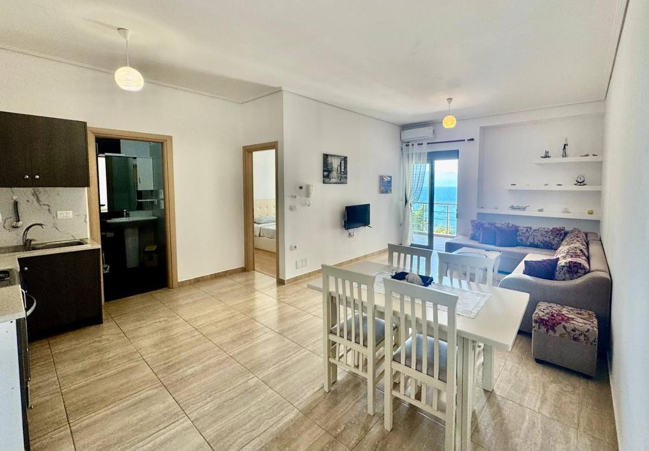 4 Seasons Sea View Apartament *