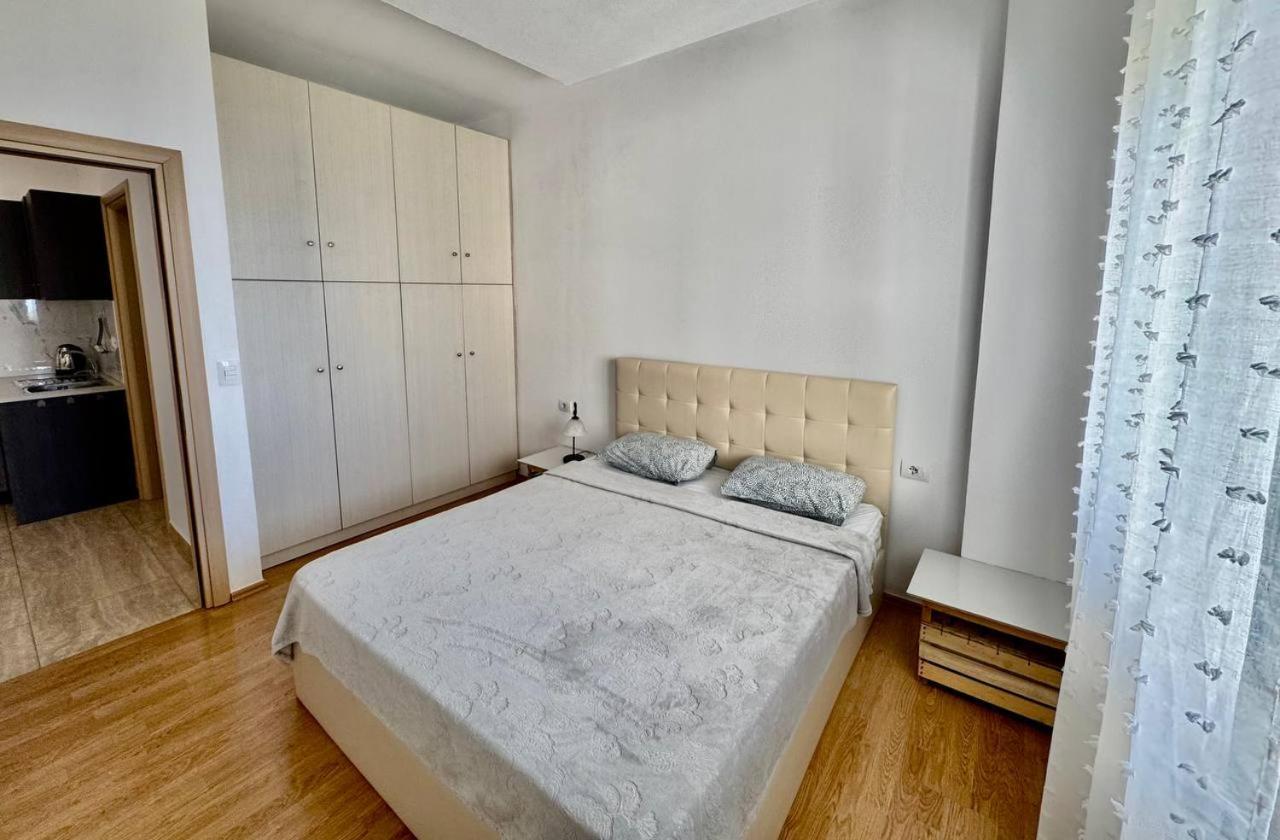 4 Seasons Sea View Apartament Saranda