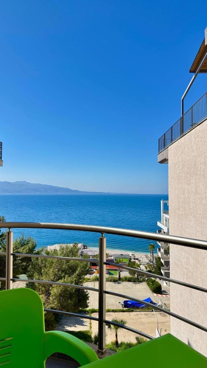 4 Seasons Sea View Apartament *